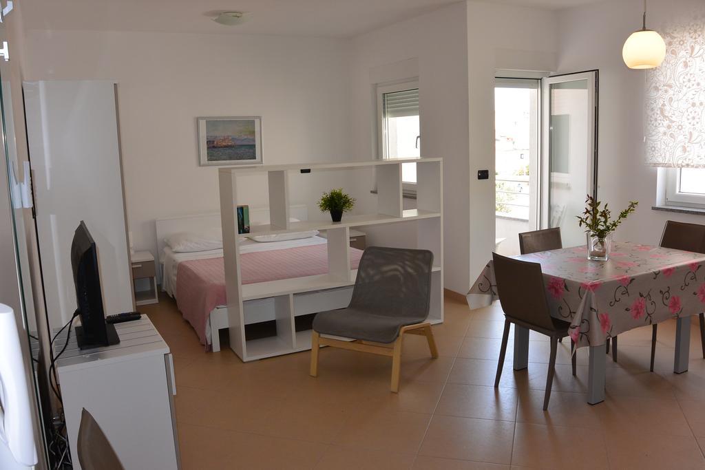 Apartments Residence L'Ulivo Rovinj Exterior foto